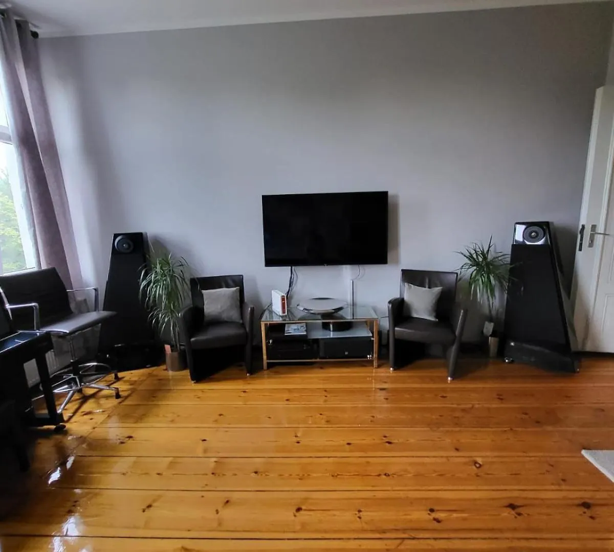 Appartement Cosy And Central City Flat With Piano Berlijn